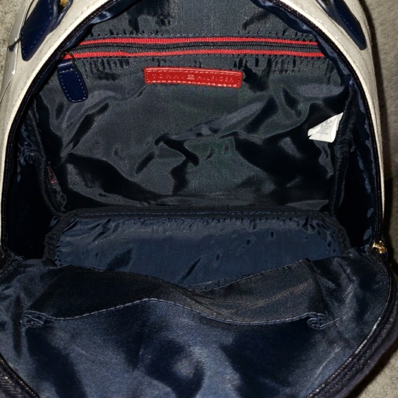 New Tommy Hilfiger Spell Out Backpack Unisex - Picture 7 of 8